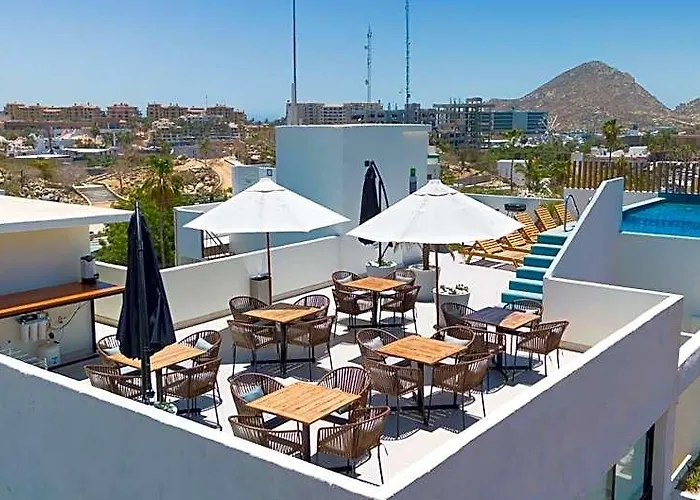 Colmena Cabos Marina Hotel 3*
