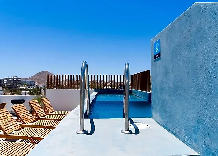 Colmena Cabos Marina 3*